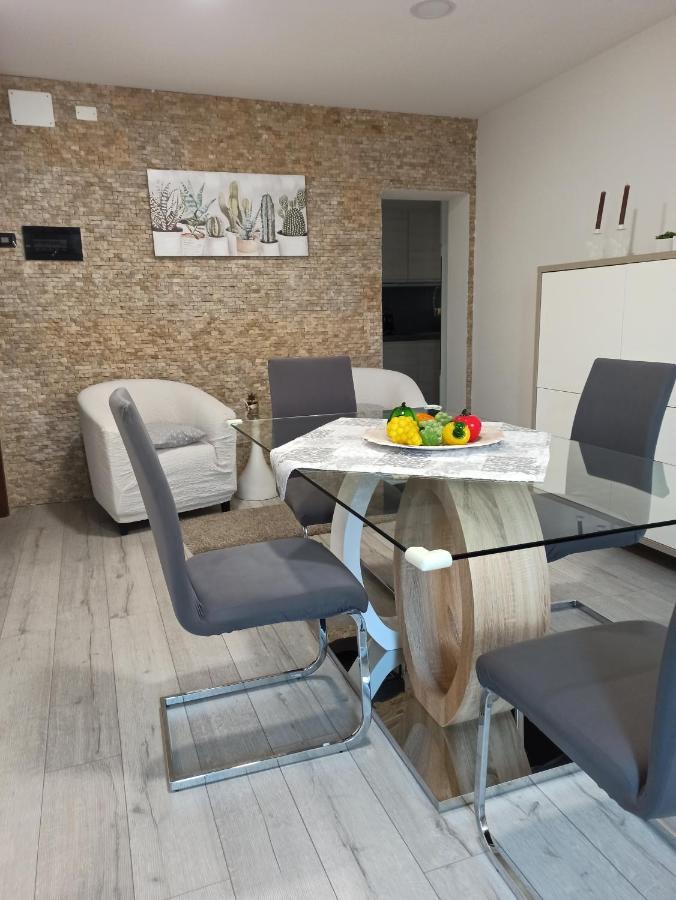 Casavacanzaicolli Villa Pescantina ภายนอก รูปภาพ